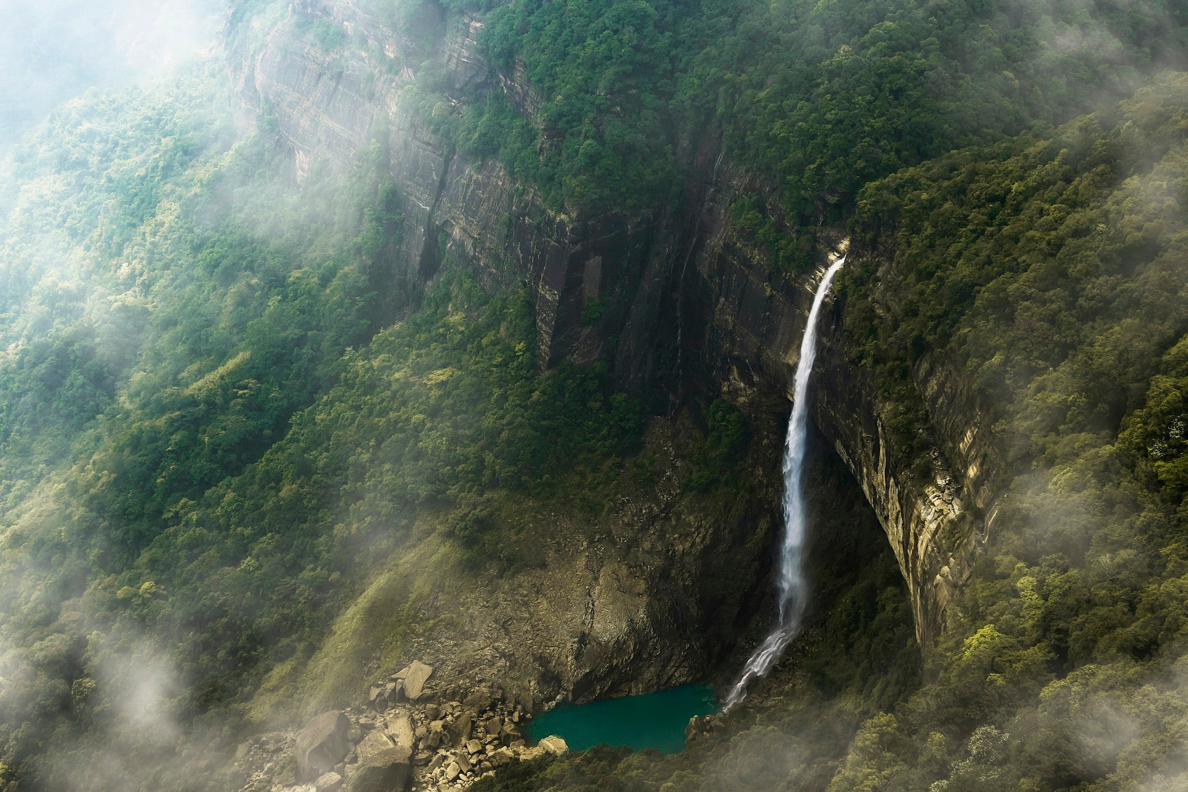 Nohkalikai Falls dropping into a green gorge near Cherrapunjee, Meghalaya